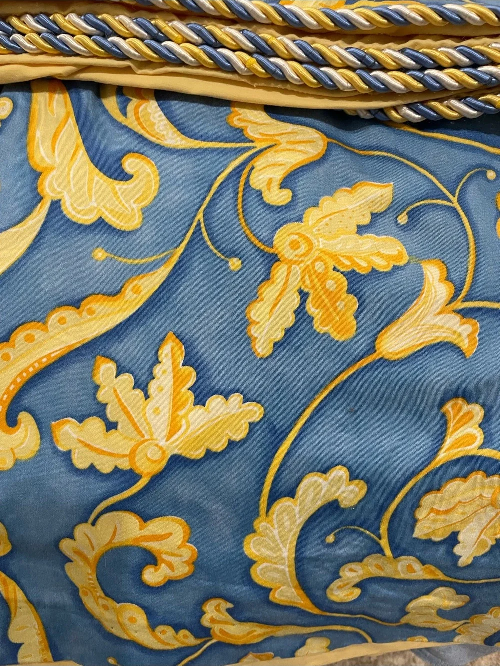 Blue Decorative Damask duvet cover and shams - Homemade No Skirt